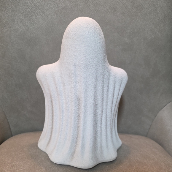 Hyde and EEK! Terracotta Ghost Textured Large Halloween Target 2025 - Picture 5 of 12